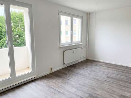 Foto - Wohnung zum Mieten in Halle (Saale) 339,00 € 57.31 m²