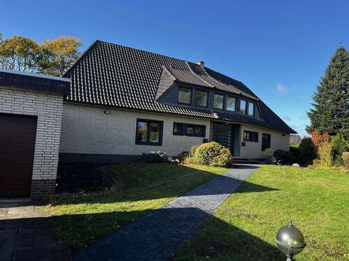 Foto - Haus zum Mieten in Weyhe 1.695,00 € 141 m²