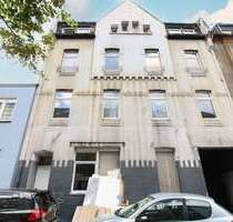 Haus zum Kaufen in Duisburg 210.000,00 € 360.05 m²