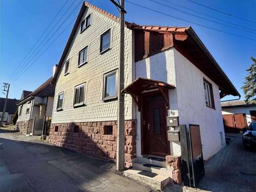 Foto - Haus zum Kaufen in Geratal 129.000,00 € 150 m²