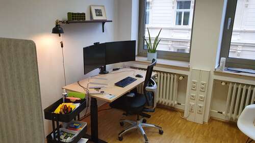 Foto - Büro in Köln 350,00 € 4 m² - 350,00&nbsp;EUR Kaltmiete, ca.&nbsp; 4,00&nbsp;m&sup2;