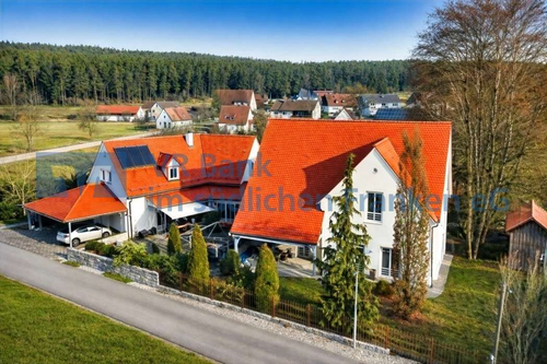 Foto - Haus zum Kaufen in Pleinfeld 899.000,00 € 241.29 m²