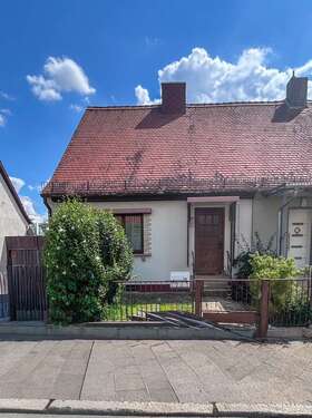 Foto - Haus zum Kaufen in Apolda 185.000,00 € 84.07 m²