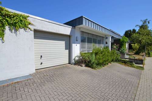 Foto - Haus zum Kaufen in Braunfels 550.000,00 € 360 m²