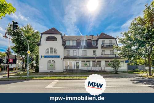 Foto - Haus zum Kaufen in Neuenhagen bei Berlin 1.498.000,00 € 408 m²