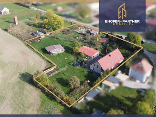 Foto - Haus zum Kaufen in Hof Lalchow 449.000,00 € 300 m²