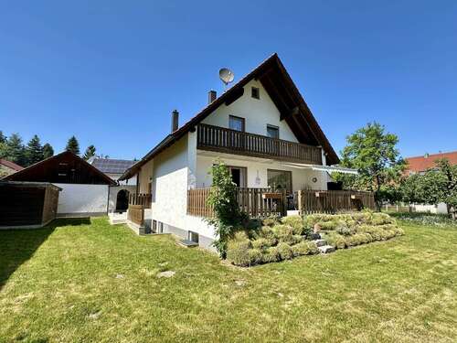 Foto - Haus zum Kaufen in Gersthofen Batzenhofen 589.000,00 € 160 m²