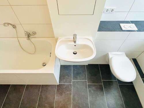 Foto - Wohnung zum Mieten in Freital 324,25 € 51.88 m²