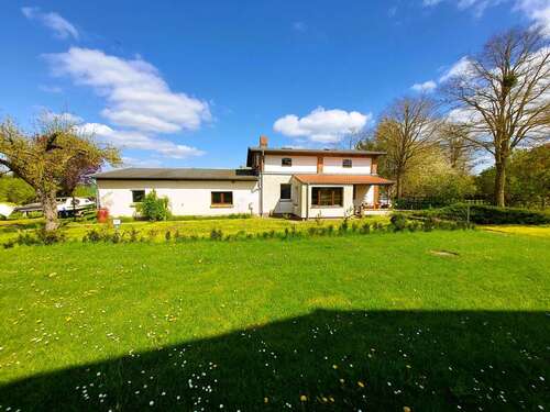 Foto - Haus zum Kaufen in Schorssow 220.000,00 € 90 m²