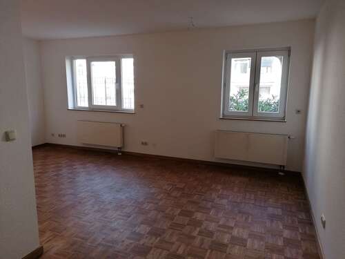 Foto - Wohnung zum Mieten in Halle Saale 396,08 € 49.51 m²