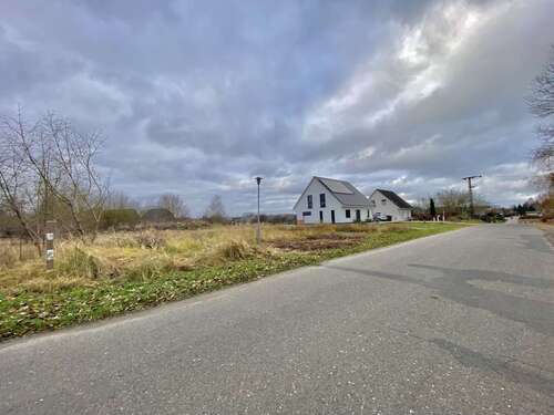 Foto - Grundstück zu verkaufen in Burow 27.900,00 € 808 m²