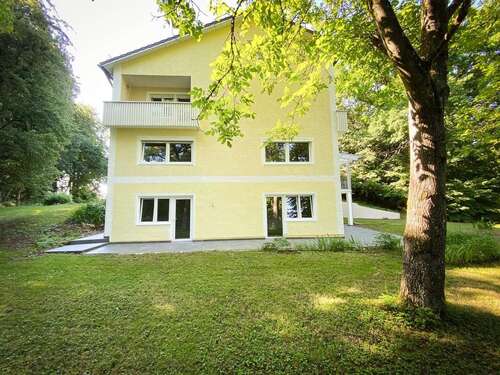 Foto - Haus zum Kaufen in Winzer 650.000,00 € 530 m²