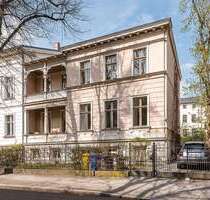 Haus zum Kaufen in Potsdam 2.425.000,00 € 392 m²