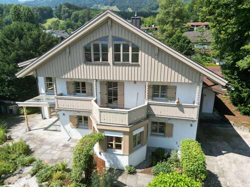 Foto - Haus zum Mieten in Brannenburg 4.350,00 € 420 m²