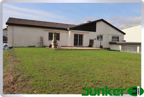 Foto - Haus zum Kaufen in Rodgau 875.000,00 € 260 m²