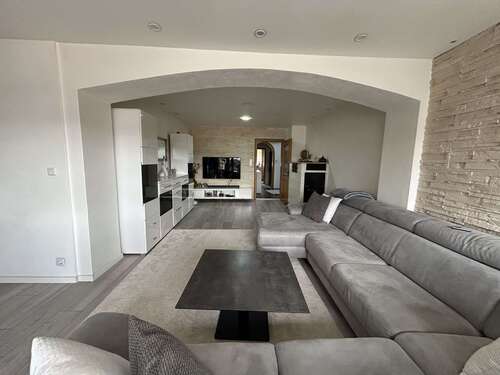 Foto - Haus zum Kaufen in Bissingen 398.000,00 € 170 m²