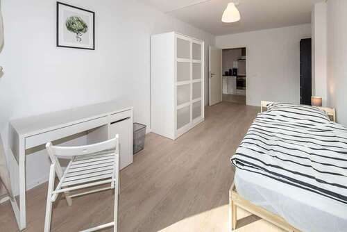 Foto - WG-Zimmer in Frankfurt am Main 665,00 € 15 m²