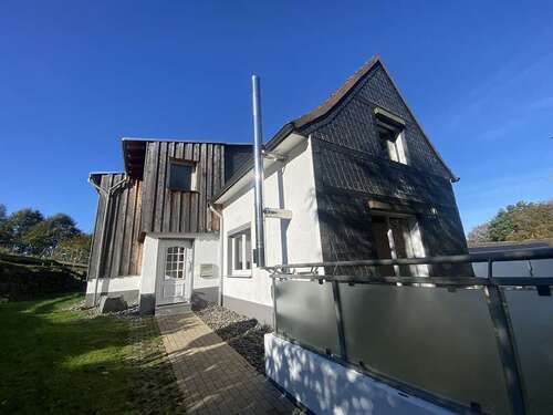 Foto - Haus zum Mieten in Breckerfeld 980,00 € 140 m²