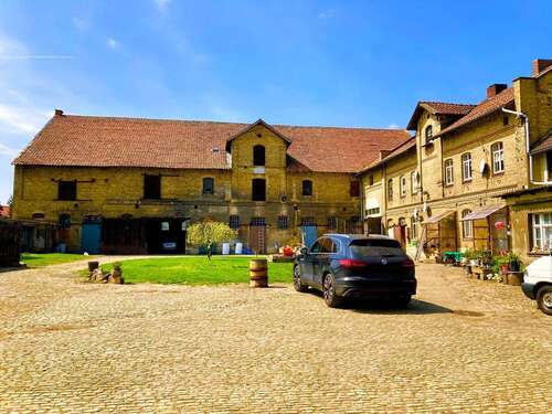 Foto - Haus zum Kaufen in Dedeleben 165.000,00 € 420 m²