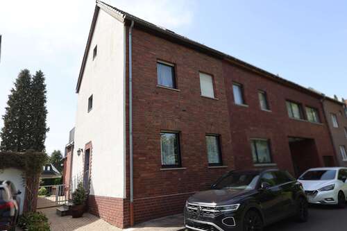 Foto - Haus zum Kaufen in Düren-Niederau 169.000,00 € 121 m²
