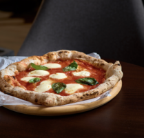 Gastronomie in Berlin 2.015,00 € 161.16 m²