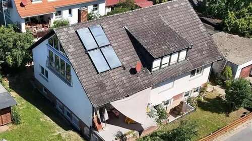 Foto - Haus zum Kaufen in Adelsdorf 630.000,00 € 379.25 m²