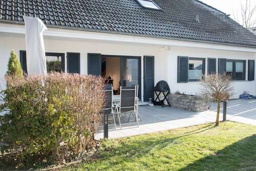 Foto - Haus zum Kaufen in Usingen 689.000,00 € 178 m²