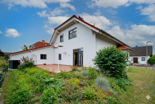 Foto - Haus zum Kaufen in Grolsheim 699.760,00 € 261 m²