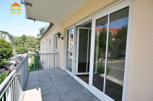 Foto - Wohnung zum Mieten in Burkhardtsdorf 330,00 € 55.2 m²