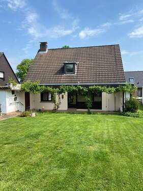 Foto - Haus zum Kaufen in Meerbusch 595.000,00 € 136 m²