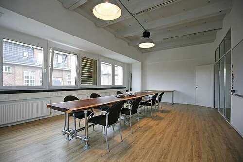Foto - Büro in Hamburg 11.039,25 € 615 m²