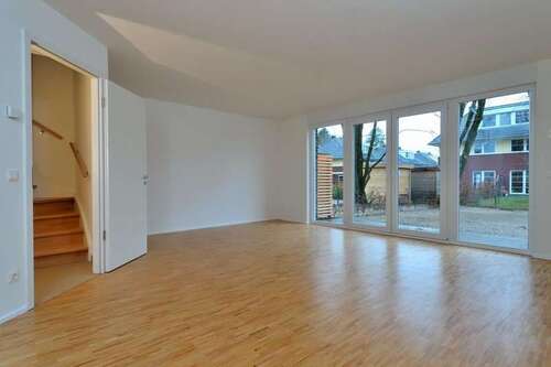 Foto - Haus zum Mieten in Berlin 2.169,68 € 135.69 m²