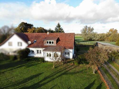 Foto - Haus zum Kaufen in Eixen 198.000,00 € 161.3 m²