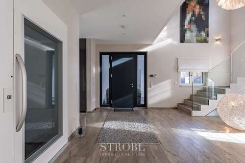 Foto - Haus zum Kaufen in Straßlach-Dingharting 4.930.000,00 € 268.75 m²