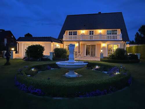 Foto - Haus zum Kaufen in Bad Oldesloe 860.000,00 € 270 m²