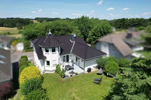 Foto - Haus zum Kaufen in Asbach 549.000,00 € 251.4 m²