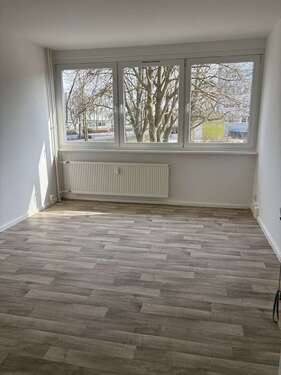 Foto - Wohnung zum Mieten in Neubrandenburg 250,00 € 24 m²