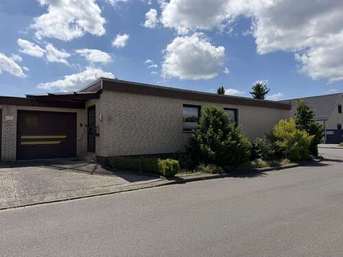 Foto - Haus zum Kaufen in Wolfsburg 295.000,00 € 116 m²