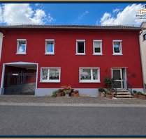 Haus zum Kaufen in Laurenburg 225.000,00 € 197 m²