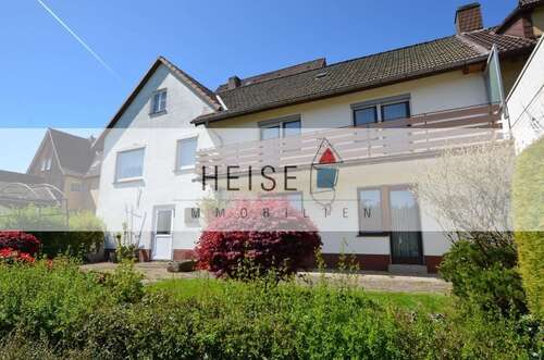 Foto - Haus zum Kaufen in Holzminden-Neuhaus 99.000,00 € 170 m²