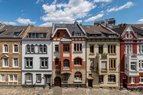 Foto - Haus zum Kaufen in Düsseldorf - Pempelfort 2.480.000,00 € 271 m²