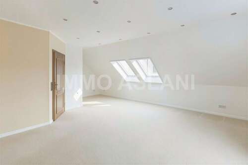 Foto - Haus zum Kaufen in Taucha 599.980,00 € 240 m²
