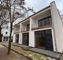 Haus zum Mieten in Berlin 1.399,00 € 77.89 m²