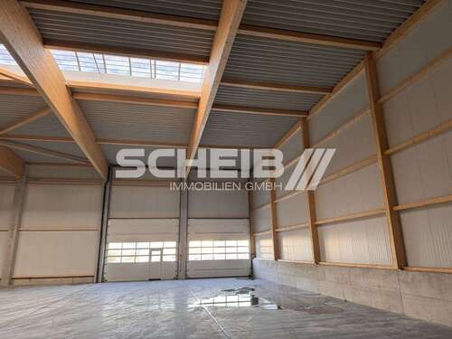 Foto - Halle in Untermünkheim 3.712,50 € 825 m²