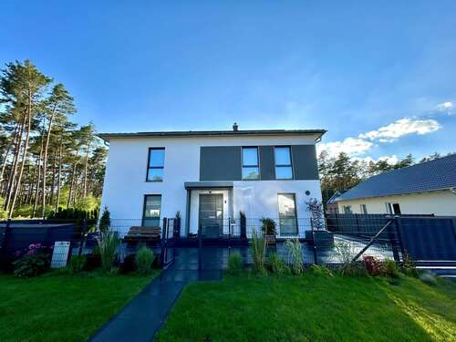 Foto - Haus zum Kaufen in Borkwalde 749.000,00 € 218 m²