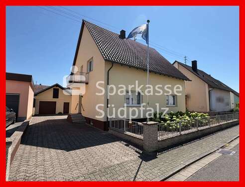 Foto - Haus zum Kaufen in Leimersheim 395.000,00 € 137.68 m²