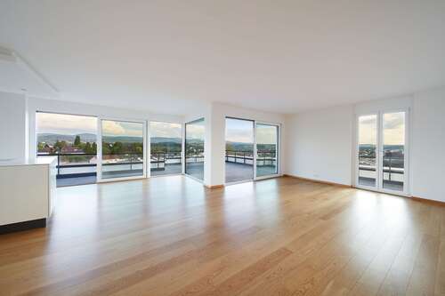Foto - Wohnung zum Mieten in Reutlingen 2.540,00 € 182 m²