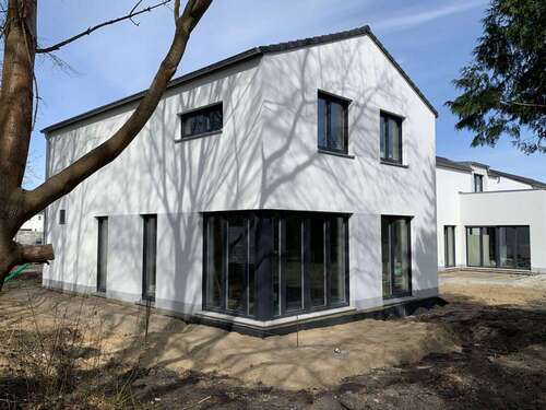Foto - Haus zum Kaufen in Zossen 655.000,00 € 149 m²