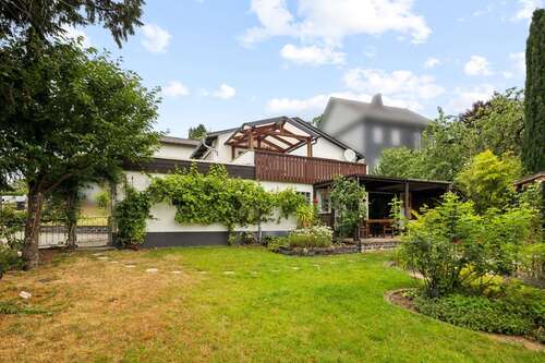 Foto - Haus zum Kaufen in Merenberg 398.000,00 € 275 m²