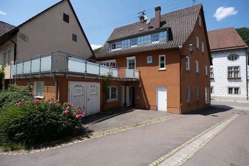 Foto - Haus zum Kaufen in Wiesensteig 240.000,00 € 176 m²